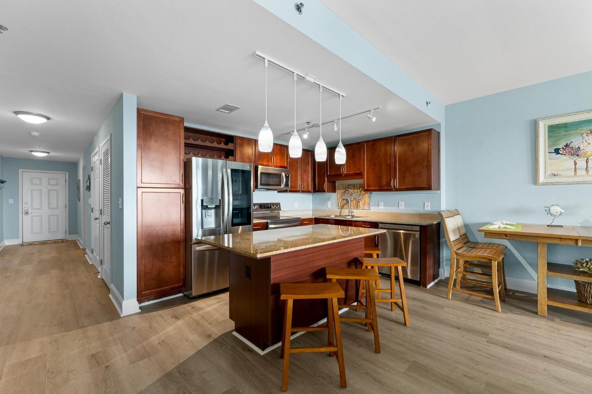 Laketown Wharf 1433